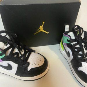 Size 7c - Jordan 1 Mid Pastel